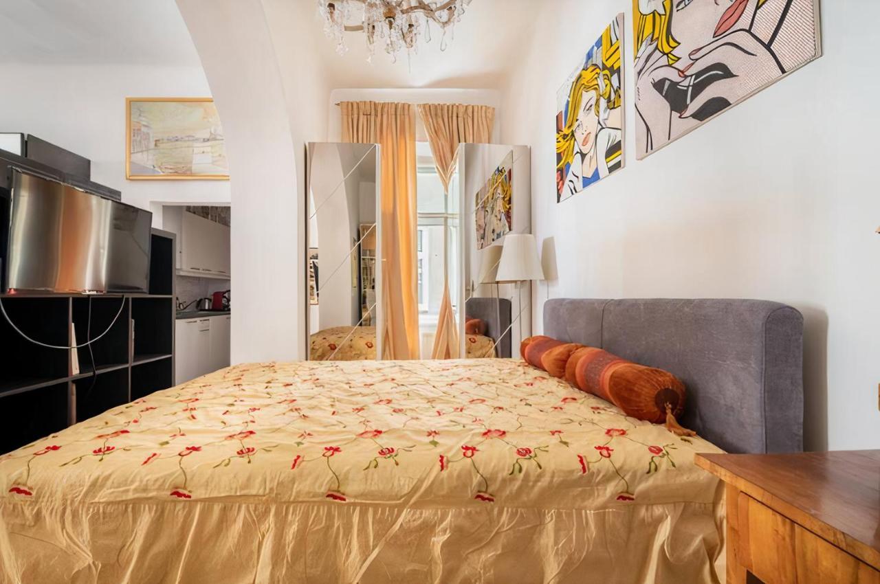 Апартаменти Imperial Gem . Flamboyant Studio . Heart Of Відень Екстер'єр фото